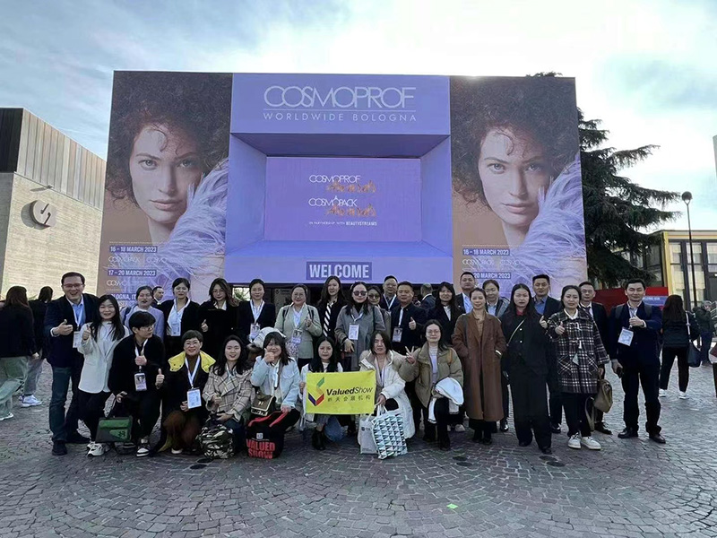 1681524427174682.jpg 合影.jpg